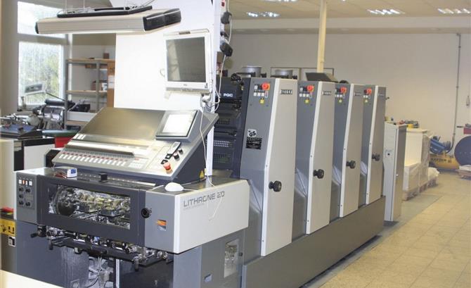 KOMORI LITHRONE 420 + HEIDELBERG SUPRASETTER A 52